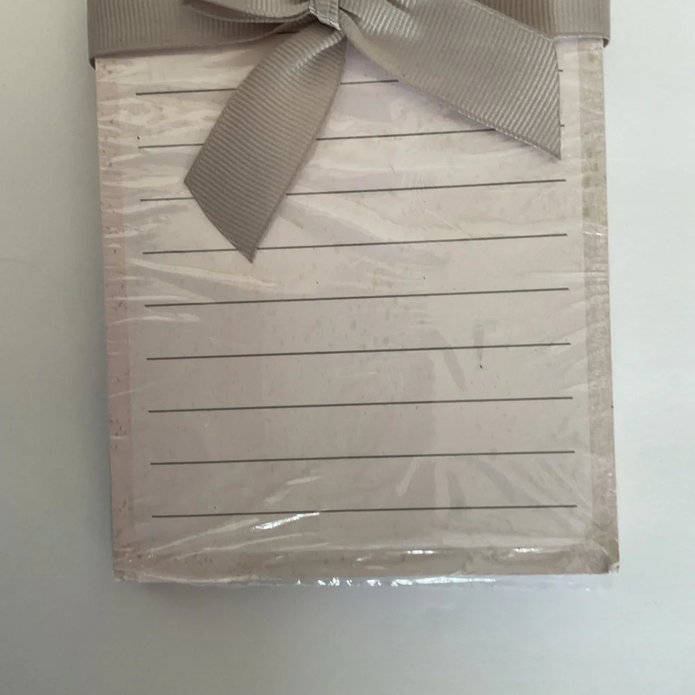 United Paper and Craft Magnetic Note Pad NWT